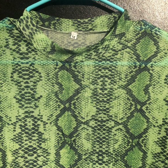 Green snake print dress sheer - Picture 3 of 4